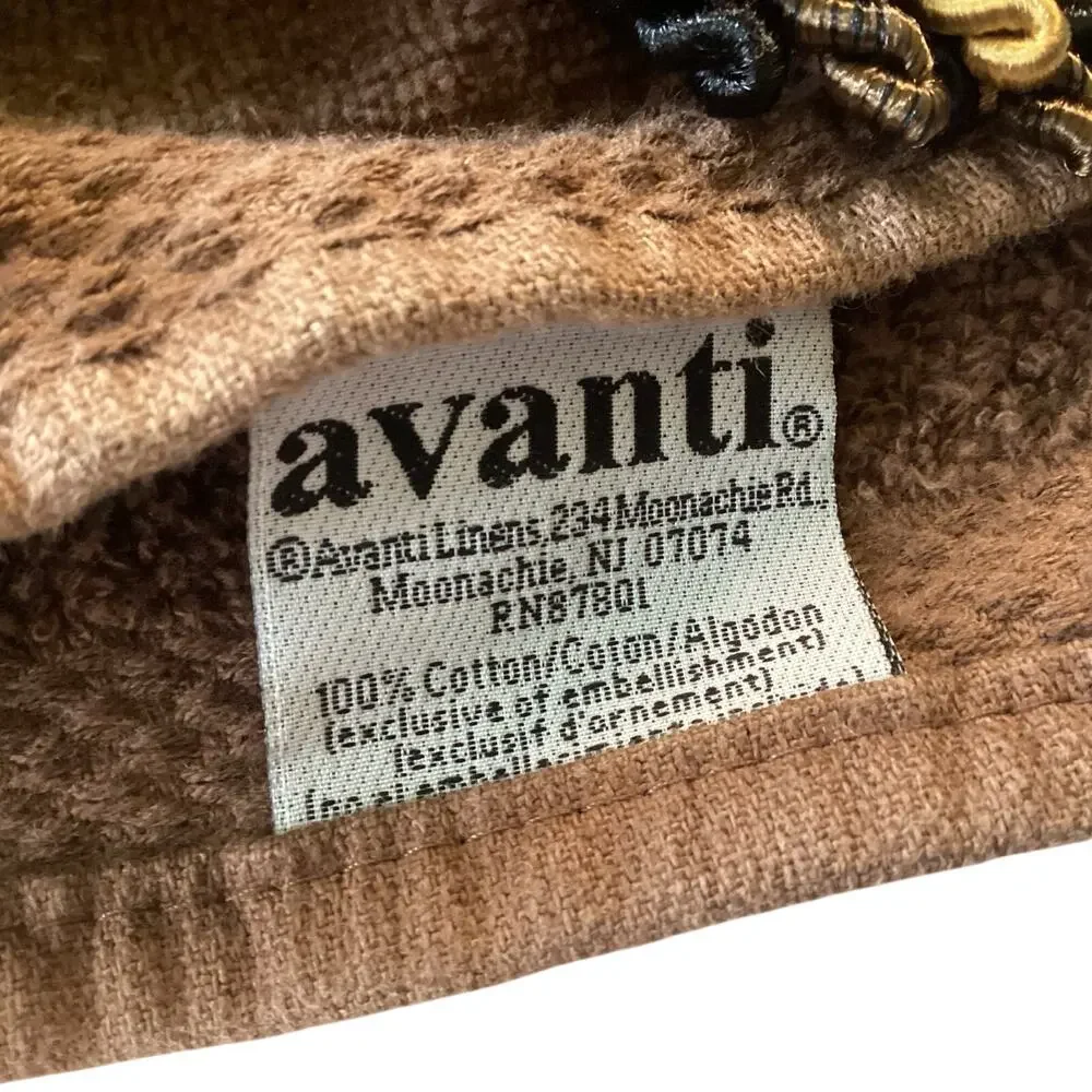 Vintage Avanti Fringed Towel